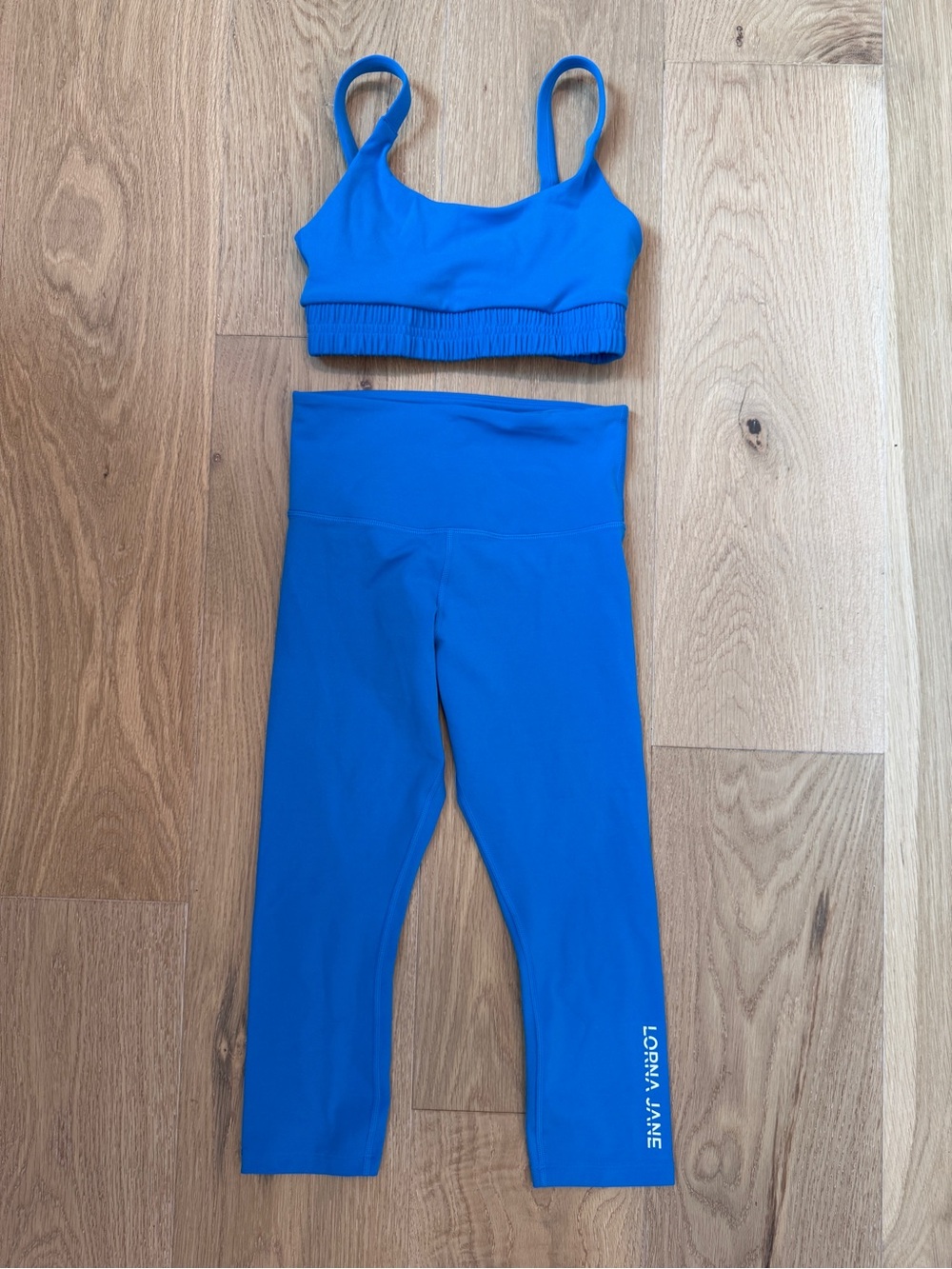 Lorna Jane Lotus 7/8 Legging & matching blue sports bra size extra small